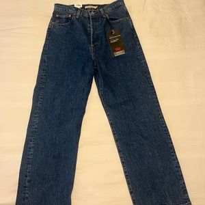 Levi’s Ribcage Straight Leg Jeans 29/27